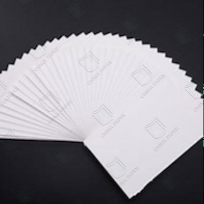Giá tốt. OEM White C1S Ivory Board FBB giấy 170-400gsm Super Surface Coating trực tuyến